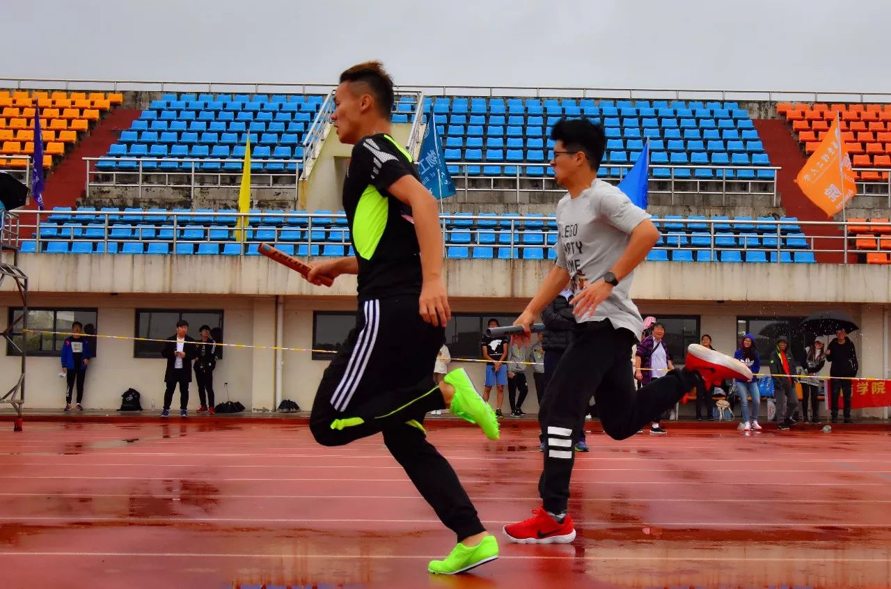 澳大利亚队伍精湛技艺,赢得全场喝彩的简单介绍 澳大利亚队伍精湛技艺,赢得全场喝彩的简单介绍