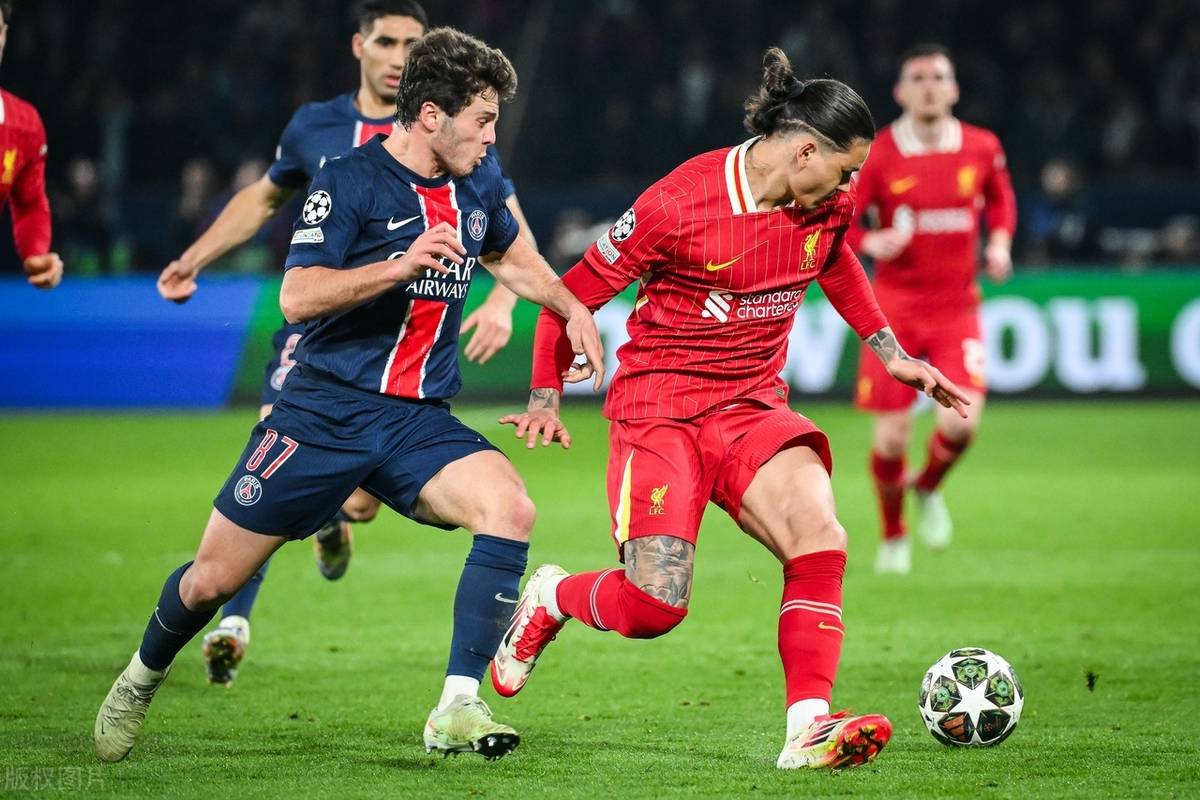 包含精湛绝伦的比赛,场上球员战术娴熟的词条 包含精湛绝伦的比赛,场上球员战术娴熟的词条