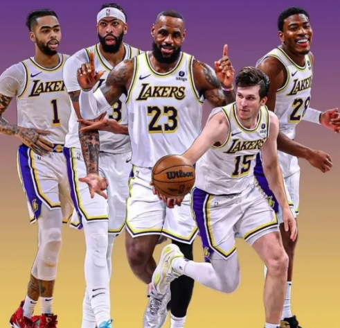 od体育下载-关于湖人队全队表现出色，轻松赢得比赛的信息