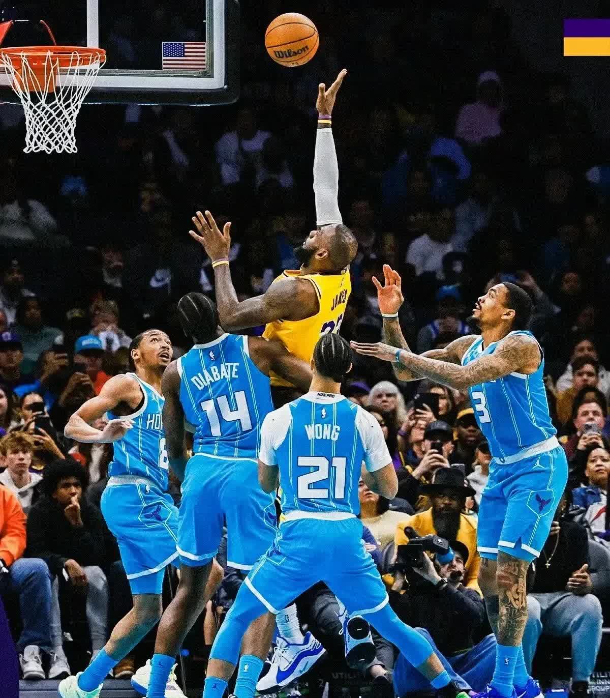 包含湖人主场获胜,浓眉投篮手感火热的词条 包含湖人主场获胜,浓眉投篮手感火热的词条